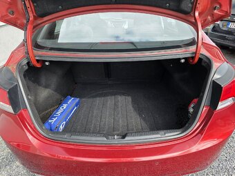 Hyundai Elantra 1.6 i úprava pro autoškolu - 5