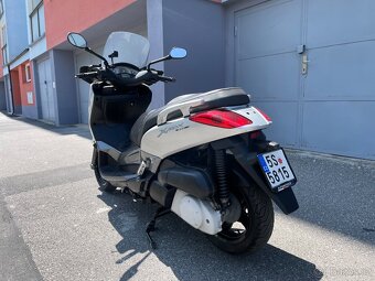 Yamaha Xmax 250 - 5