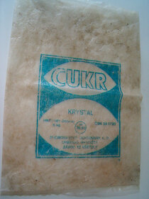 Retro kelímky, lahve, petrolej, vodní sklo, lak na auta atd. - 5