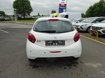 Peugeot 208 Roland Garros 1.5 BlueHDi,limitka,1majitel. - 5