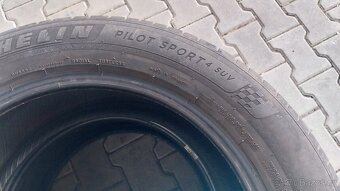 Prodám 2 x letní pneu Michelin 265/50/19 - 5