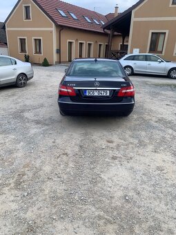 Prodám Mercedes E220 W212 - 5