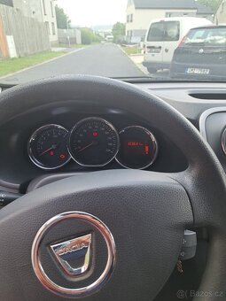 Dacia Sandero 1,2 benzín, super stav - 5
