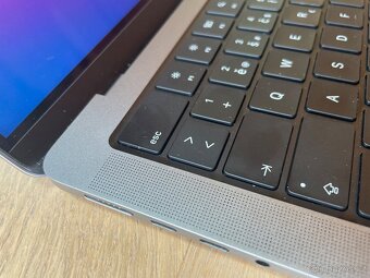 Apple MacBook Pro 14" M1 MAX 32GB 1TB SSD 2021 - 5