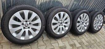 Originál alu ŠKODA Superb 2 5x112 215/55 R17 - 6,5mm - 5