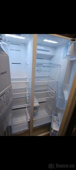 Americká lednice Hisense - 5