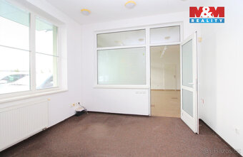 Prodej kancelářského prostoru, Hradec Králové, ul. Vážní - 5