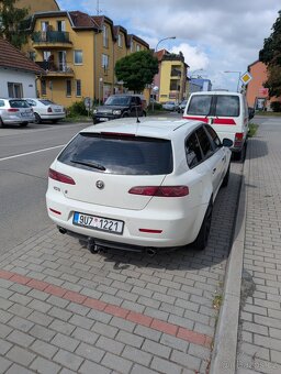Prodám Alfa Romeo 159 1.9JTDm Ti, Sportwagon - 5