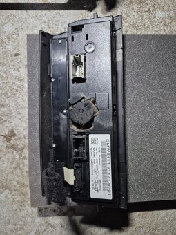 BMW E90 rádio Professional + klima panel (PFL) - 5