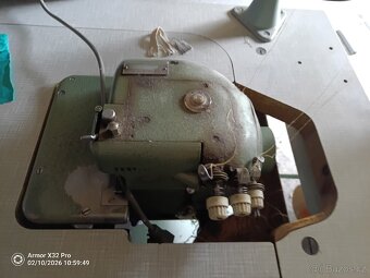 Funkční šicí stroje Minerva - 5