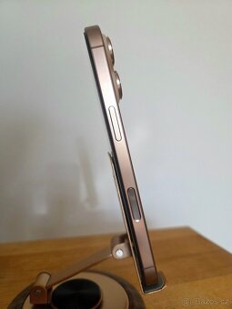 IPhone 16 PRO - nepoužitý - 5