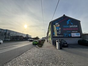 Kanceláře Ostrava ul. Rudná naproti Mercedes, prostorné - 5