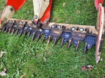 Prodám starší lištovou sekačku Tera po GO - 5
