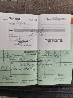 Kožená sedací souprava dvě křesla a taburetky - 5