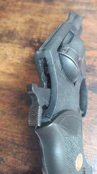 Flobert revolver KORA Brno 2,5" cal. 6mm - 5
