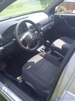 Škoda octavia 1.9 TDI 74 Kw Combi 2009 - 5