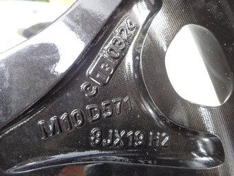 Alfa Romeo Tonale nova original letna sada kol R19 - 5