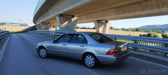HONDA LEGEND 3.5 V6 153kW 2002 - 5