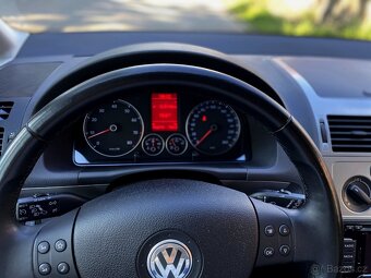 Volkswagen Touran Freestyle 1.4TSI, 1.maj, nízké km, nebour - 5