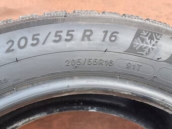 Zimní Michelin 205/55/16 - 5