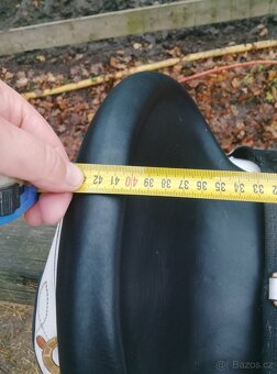 Australské sedlo bílé - 5