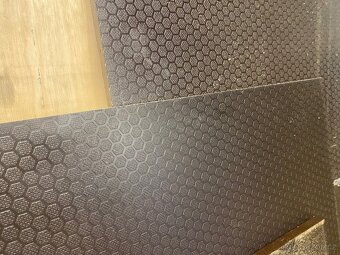 Voděodolná překližka 12mm, 15mm 200kč/m2 - 5