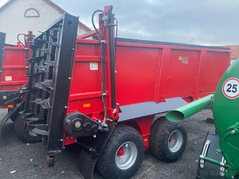 Rozmetač - rozmetadlo statkového hnoje - statkové mrvy LMR P - 5