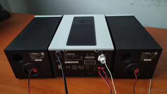 CD mikrosystém YAMAHA - 5