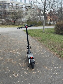 elektrokoloběžka CIRCOOTER - 5
