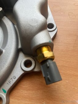 Dodge Durango /Challenger 5.7 HEMI vodní čerpadlo - 5