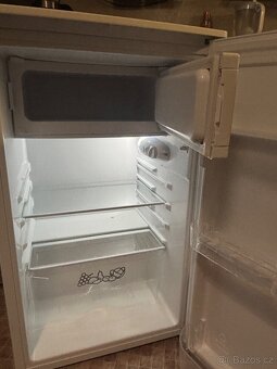 Malá lednička s mrazákem Zanussi - 5