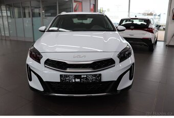 KiaXceed 1.6i PHEV 140ps AUT Nav ACC Výhř LED Kam 2Klim 4/25 - 5