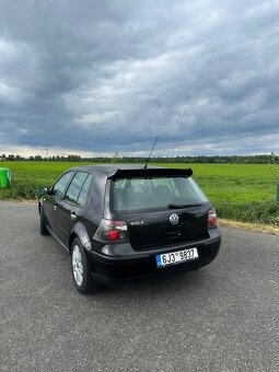 Volkswagen Golf IV. 1.4 16V 55kw benzín - 5
