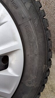 Prodám sadu zimních kol 185/65 R15 - 5