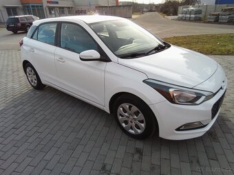Hyundai i20 1.2i Select, Najeto 49 tis.km - 5
