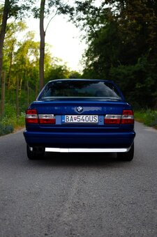 BMW E34 540i V8 Manual - 5