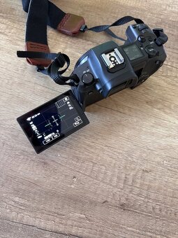 Canon EOS R tělo - 5