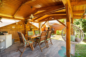 Prodej, rodinný dům 138 m2, pozemek 7758 m2, ostatní stavby - 5