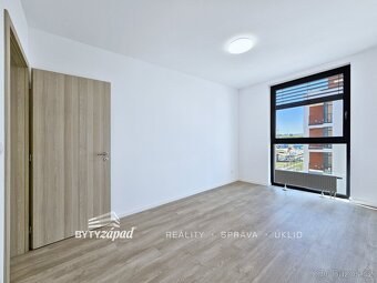 Pronájem bytu 3+kk, 85 m2 - Kolín Zásmucká - Za Jízdárnou - 5