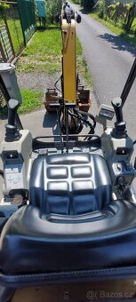 Prodám bagr CAT - 5