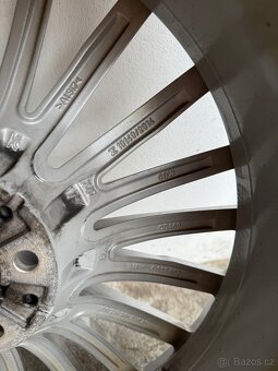 Prodám originální BMW alu kola 20” s pneumatikami Michelin - 5