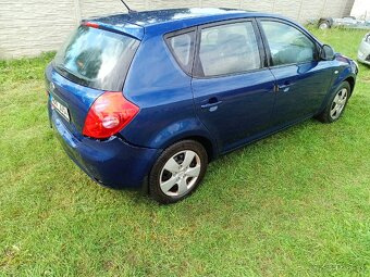 Kia ceed 1,6 85kw diesel - 5