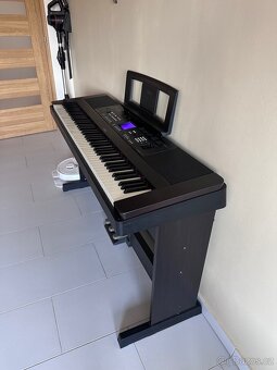 Stage piano s doprovody Yamaha - DGX 650 - 5