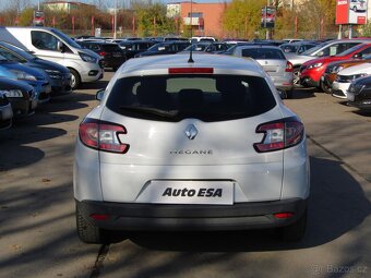 Renault Mégane 1.6 16V ,  74 kW benzín, 2011 - 5