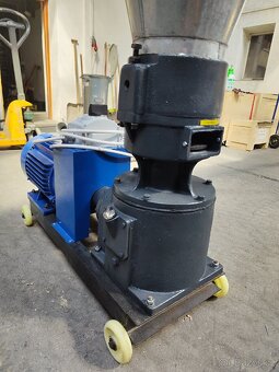 Peletovací lis PL200 7,5 kW - 5