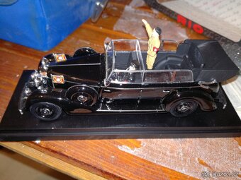 pohladnice 1945 a model auta A.H. Mercedes-Benz 770 pulmann - 5