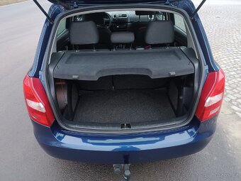 Škoda Fabia II 1, 4 16V NOVÁ STK, závěs - 5