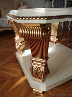 KONFERENČNÍ STOLEK - 5