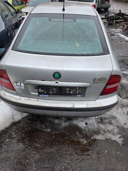 Škoda octavia 2002 1.6 - 5