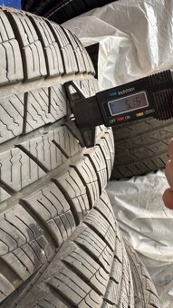 Barum Polaris 5 205/50 R17 - 5